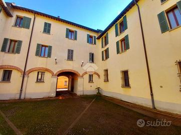 4 LOCALI A CASTEL BOLOGNESE