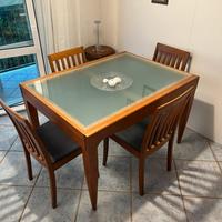 Tavolo Calligaris allungabile e sedie