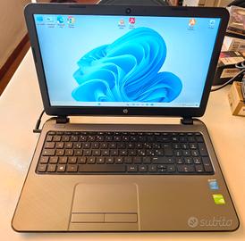 Notebook HP i7, SSD, batteria nuova, Win 11