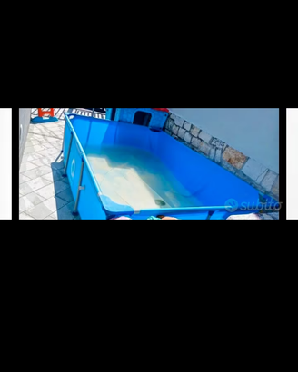 Piscina da esterno con pompa e prodotti nuova