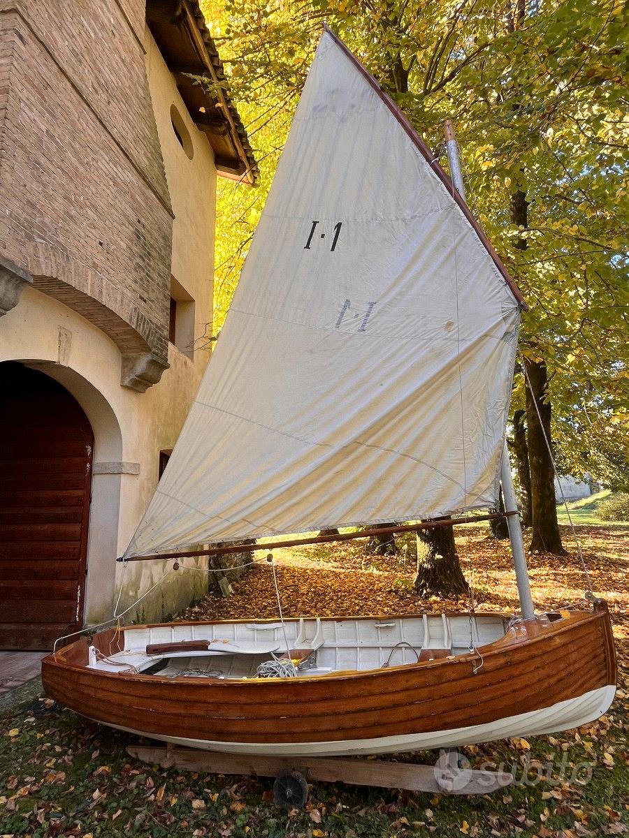 Dinghy — View photo 1