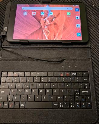 tablet 8 android 8.1 con custodia e tastiera