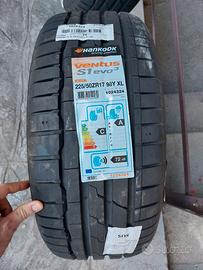 2 Gomme estive auto R17