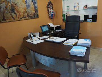 Arredi per ufficio direzionale ed operativi