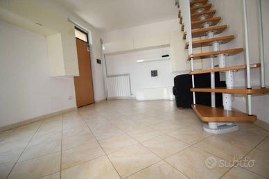 appartamento piccolo condominio Montaperti con gia