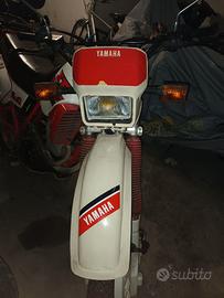 YAMAHA XT 600