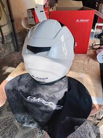 casco integrale. 