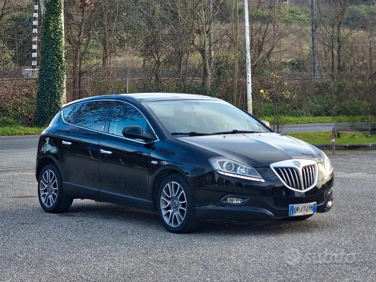 Lancia Delta (2008-2015)