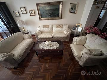 Soggiorno completo