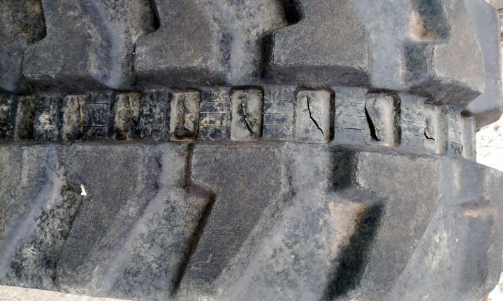 Cingoli Gomma Escavatore 35q