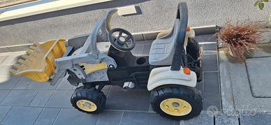 trattore a pedali Max Excavator Peg Perego 