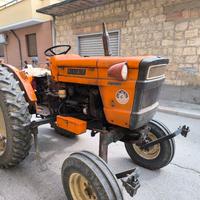 trattore agricolo 