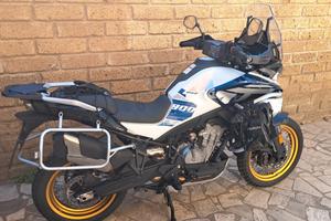 CFMOTO 800 MT-X