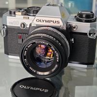 FOTOCAMERA ANALOGICA REFLEX Olympus OM-10 + Zuiko