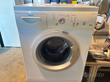 Lavatrice HAIER  ,  5 kg, 1000  Giri,  Classe A