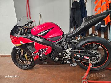 suzuki gsx 750 2005