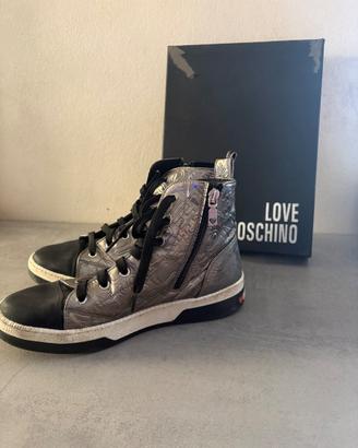 Scarpe Love Moschino