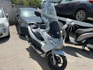 Honda PCX 150 - 2013