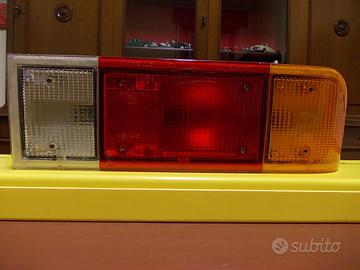 Faro posteriore Innocenti Mini 90-120-De Tomaso