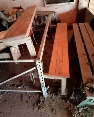 tavolo con panche