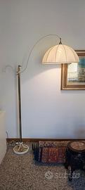 Lampada da terra vintage a arco in ottone