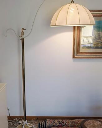 Lampada da terra vintage a arco in ottone