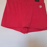 short ragazzina 