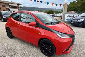 Toyota Aygo 5 Porte Aygo 5p 1.0 x-cool my15