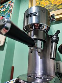 DeLonghi Dedica Macchina del caffè espresso 