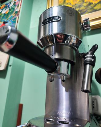 DeLonghi Dedica Macchina del caffè espresso 