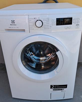 Lavatrice ELECTROLUX A+++ 8KG 1200GIRI trasporto 