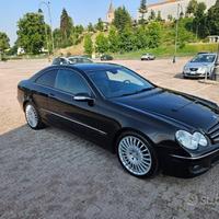 Mercedes-benz Altro mercedes clk220 coupe cambio a