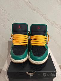 Air Jordan 1 Low SE “Pine Green” Lacci Nero/Gialli