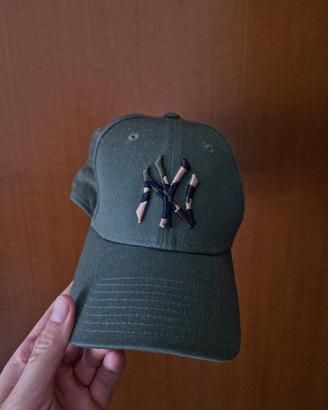 Cappello New Era 9forty verde nuovo no cartellino