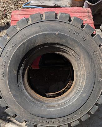 Gomme 7.50-10 12PR Hankook muletto carrello