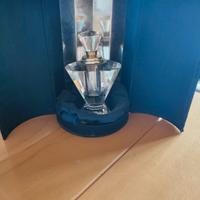 Confezione con bottiglia profumo vintage 