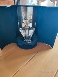 Confezione con bottiglia profumo vintage 