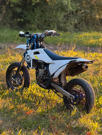 magnifica husqvarna FS 450 2022