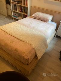 Struttura con contenitore per letto 120x200
