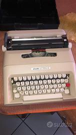 OLIVETTI Macchina da scrivere "LETTERA 35"