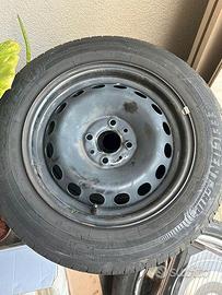 Gomme auto come in foto 175/65/14