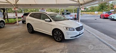 Volvo XC60 D3 2.0D 150cv Geartronic R-design
