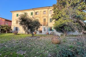 CASA INDIPENDENTE A AGLIANA