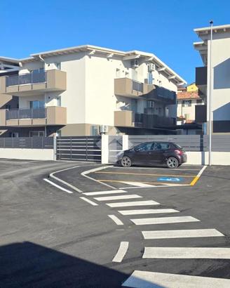 3 LOCALI A CARPENEDOLO