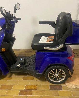 Scooter elettrico per disabili