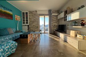 PORZIONE DI BIFAMILIARE A CAMERI