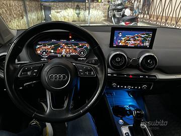 Audi  q2