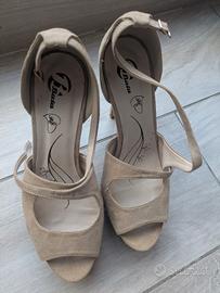 scarpa con plateau 