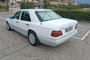 splendida W124 250D 20V ASI CRS come nuova 