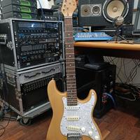 Chitarra elettrica M.J. Douglas